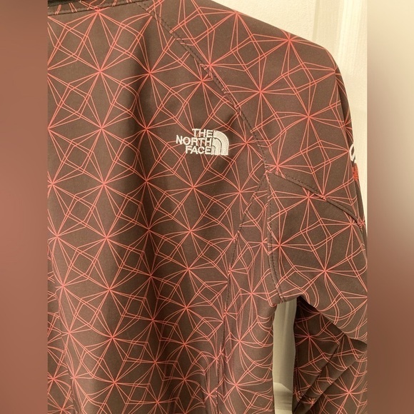 NORTH FACE WOMEN’S FLEECE LINED SUMMIT SERIES FULL ZIP WINDBREAKER JACKET-Size S - Picture 4 of 8